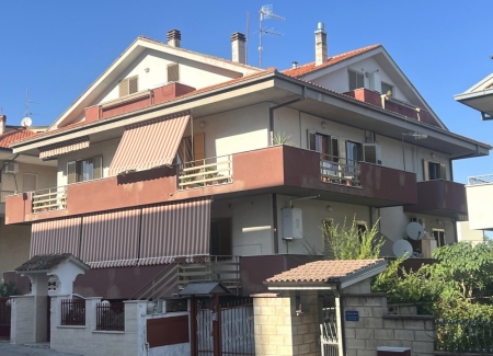 2 APPARTAMENTI A CEPAGATTI
